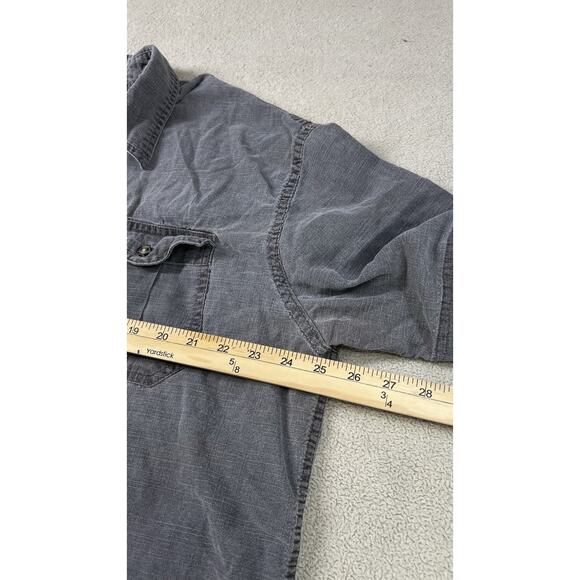 St. John’s Bay Gray Button Down Shirt Mens XL Classic Fit. - Picture 6 of 7